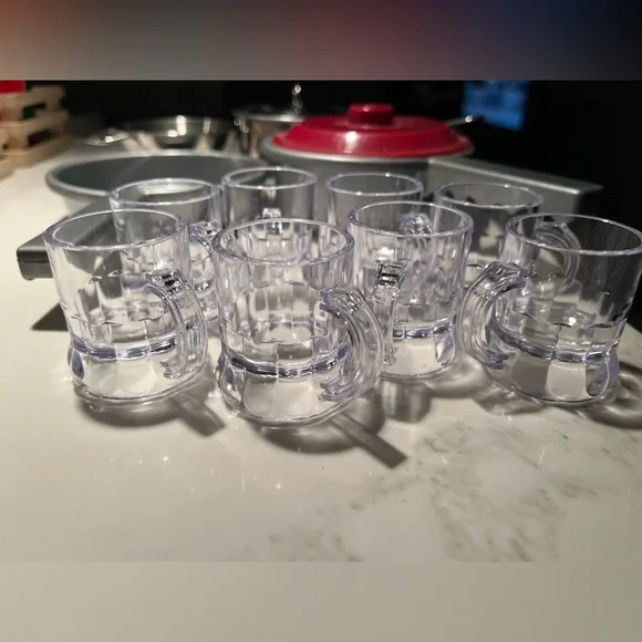 Really fun set of Melissa & Doug kids chefs outfit, wood & plastic pretend food - Picture 3 of 13